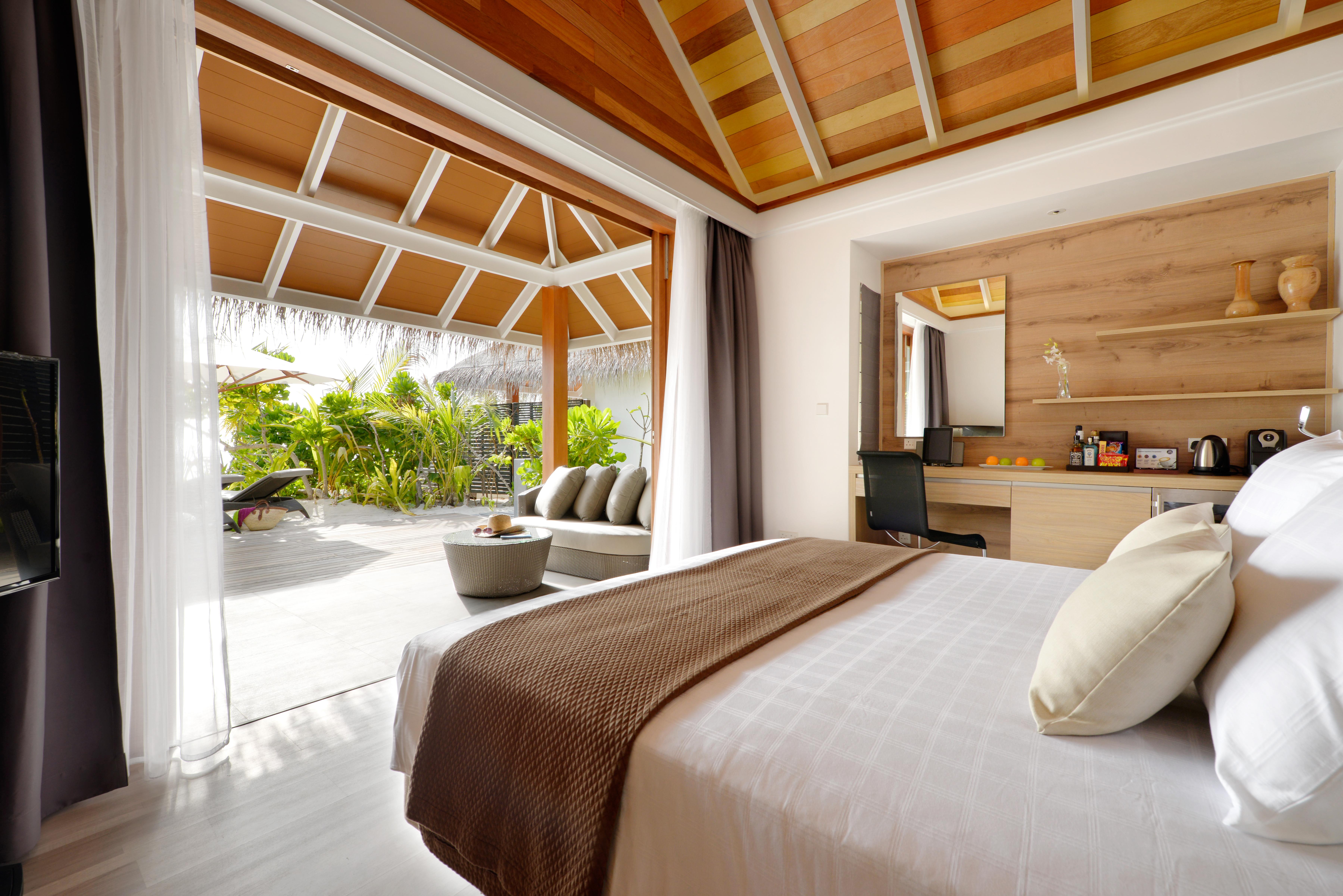 Kandolhu Maldives Resort 5*