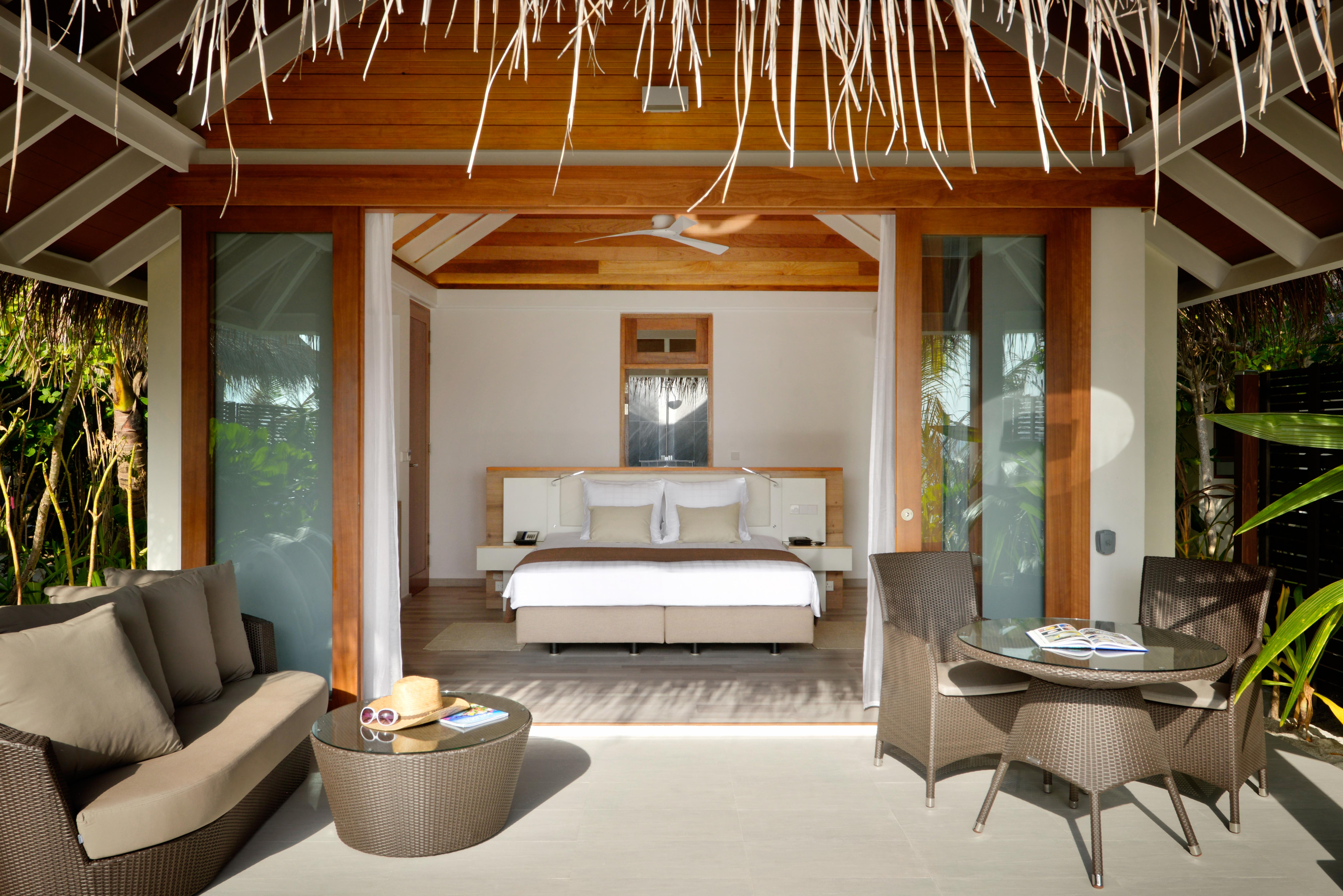 Kandolhu Maldives Resort 5*
